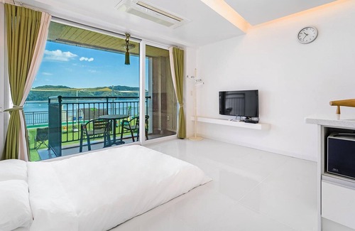 Namhae House | Namhae Spring, Summer, Fall, Winter Pet-