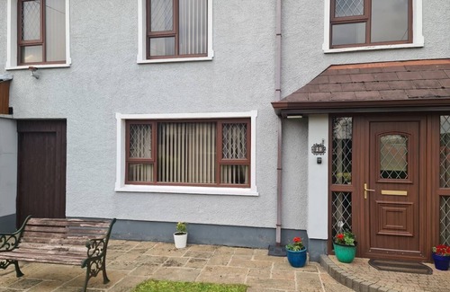 Maghera House | Nans Place is a homely house with amenities within walking distance