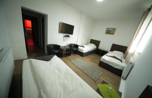 Targu Secuiesc Hotel | Napsugár panzió