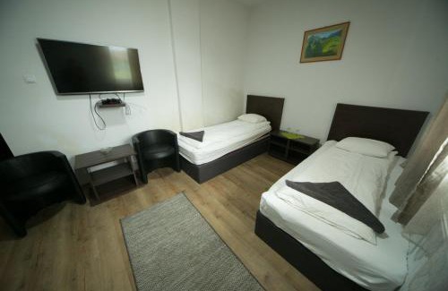 Targu Secuiesc Hotel | Napsugár panzió