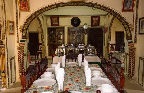 Mahansar Hotel | Narayan Niwas Castle