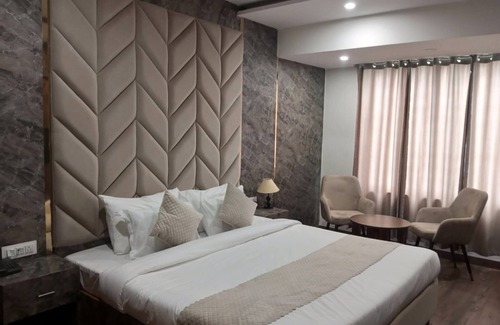 Ludhiana Hotel | NAT GRAND REGENCY