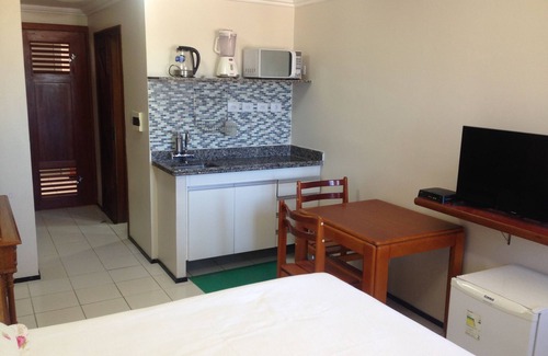 Areia Preta Apartment | Natal studio in Petrópolis overlooking the sea and hill near Praça das Flores