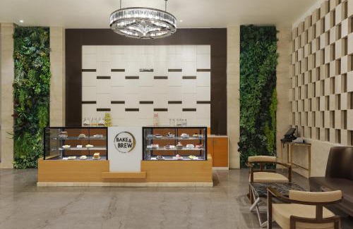 Jhansi Hotel | Nataraj Sarovar Portico