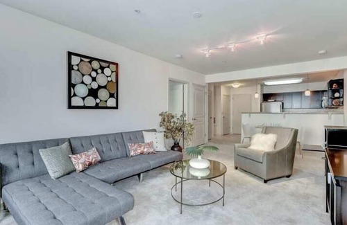 Lyon Park Apartment | National at Clarendon