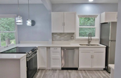 Wheeler House | National Park Nature Retreat access to train to Chicago and 2 close to Beach
