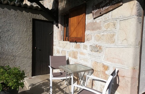 Desaignes House | Nature break and hike in the green Ardèche.
