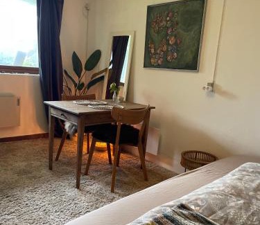 Tisvildeleje Bed & Breakfast | Nature-close guest room with garden - Private bath included