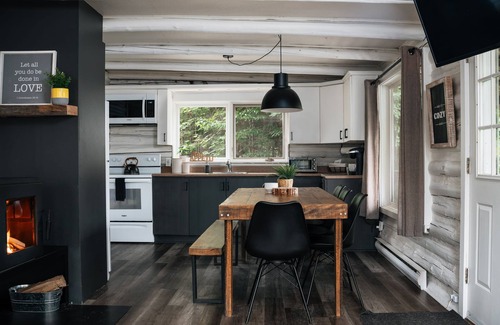 Val-des-Lacs Ski Chalet | Nature Escape Forest, Spa, Near Tremblant