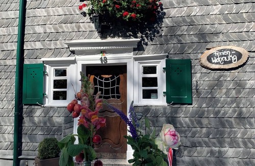 Eiershagen Apartment | Nature farm in the Bergisch region for wonderful days of relaxation in the "Emma" vacation apartment