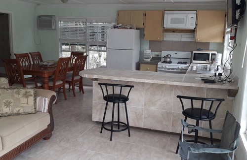Andros Town Cottage | NATURE LOVERS PARADISE ON THE BEACH.