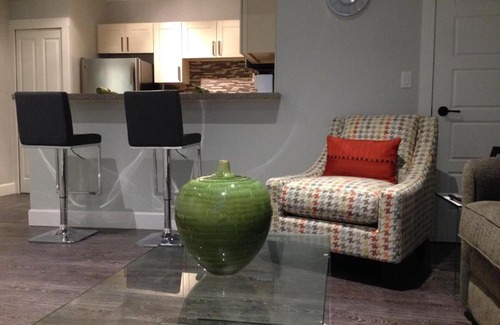 Port Moody Bed & Breakfast | Nature's Door Guest Suite