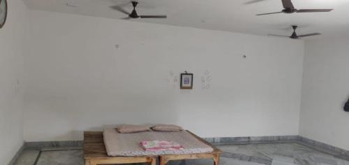 Varanasi House | Nature's property