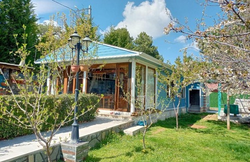 Osmangazi Apartment | Nature View Home with Garden in Bursa Osmangazi