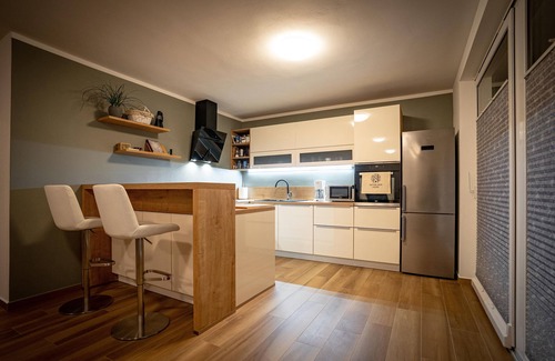 Poljubinj House | Nature View House with Sauna