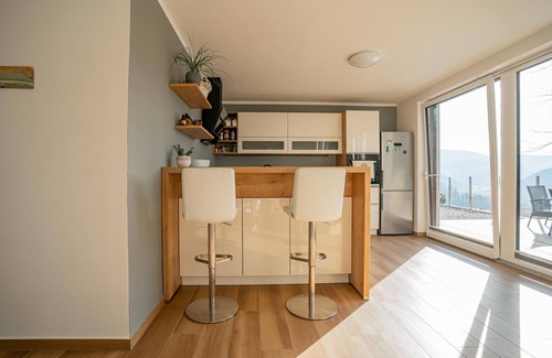 Poljubinj House | Nature View House with Sauna
