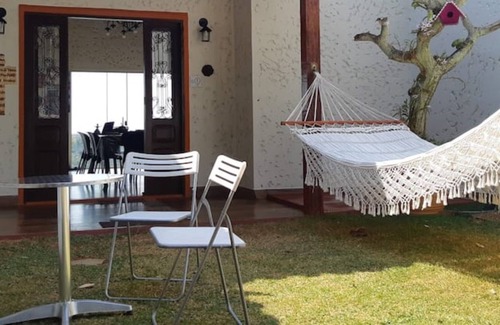 Carrancas Cottage | Nature with Gazebo+ 3 suites+ gourmet kitchen with barbecue.