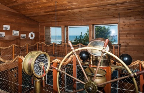 South Beach House | Nautical themed oceanfront home, spectacular views, and wheelchair accessible
