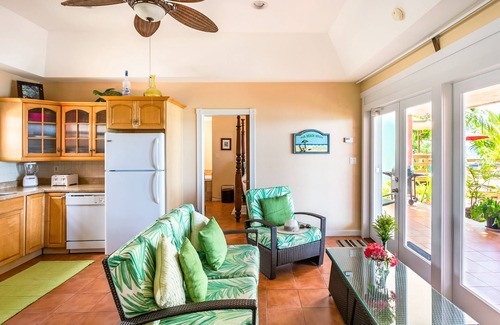 West Bay Cottage | Nautilus Cottage - Charming 7 Mile Beachfront Cottage by Cayman Villas