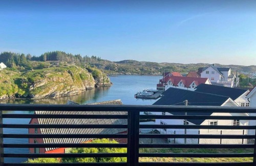 Nautnes Apartment | Nautnes Seaside Villa