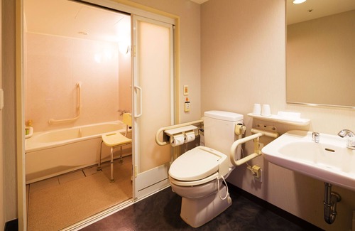 Yokohama City Centre Hotel | Navios Yokohama