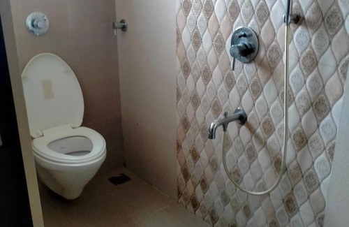 Mumbai Apartment | Nazareth nikhetan /saraswati /jivan vijay