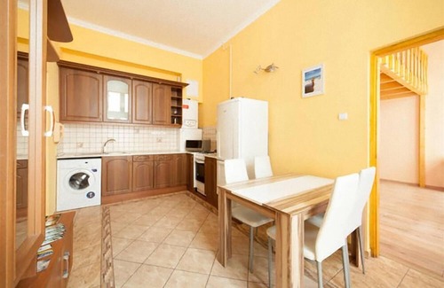 Inner City Budapest Apartment | nCentral Budapest Apartment – 2 Bedrooms, Wi-Fi, Near Metro and Váci Street