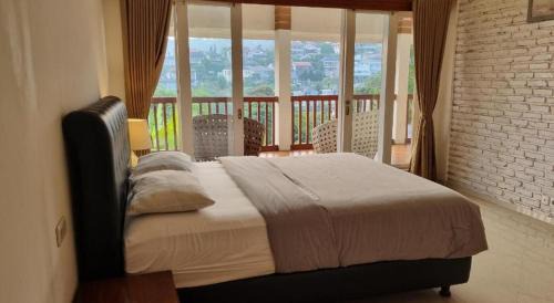 Pameungpeuk House | Ncie property