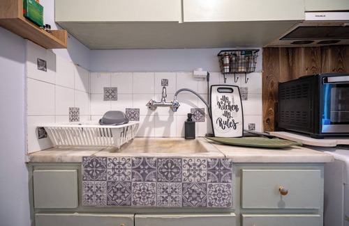 Filadelfeia-Chalkidona Apartment | Nea Filadelfia Studio for 2 by ΜΡS