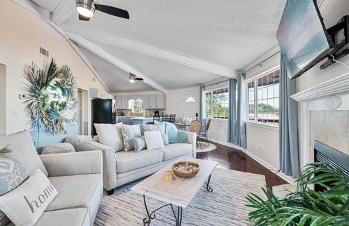 West Panama City Beach Hotel | Near 30A! Firepit, Beach <1 Mile, Beach Cottage