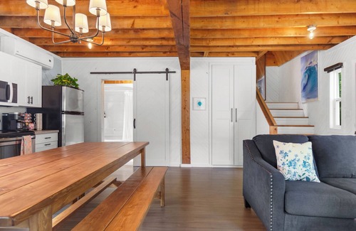 Eastern Kings Cottage | Near Basin Head and Singing Sands Beaches! Forget-Me-Not Cottage in PEI