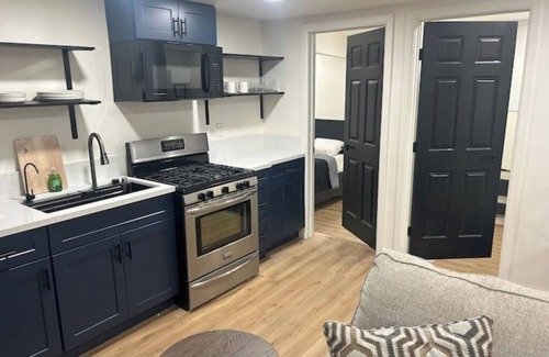 Los Angeles Apartment | Near Downtown Los Angeles with a BREATH-TAKING VIEW!