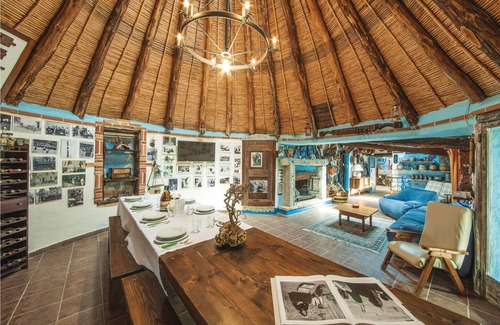 Orgosolo House | Near Orgosolo, in the middle of the natural park of Gennargentu, this vacation home is located on se