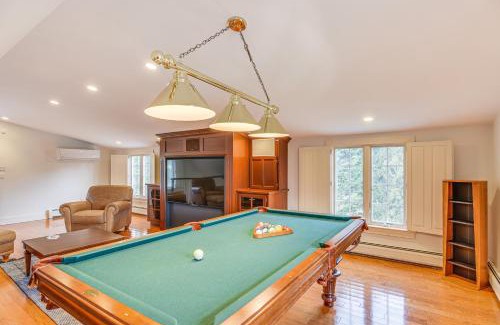 Teaticket House | Near Parks and Dining Expansive Falmouth Retreat!