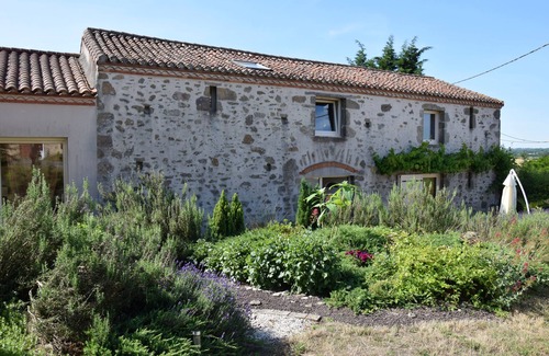 Bressuire House | NEAR PUY DU FOU WITH POOL IN PEACE