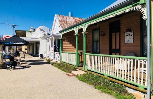 Beechworth House | Ned Kelly’s Marlo Cottage - in the best Beechworth location