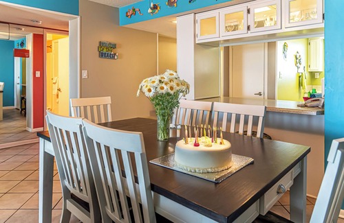 Gulf Shores Condo | ! NEED SAND BETWEEN YOUR TOES? Driftwood Towers 6B. Right on the Beach.