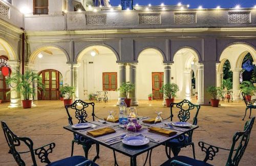 Patiala Hotel | Neemrana's - Baradari Palace