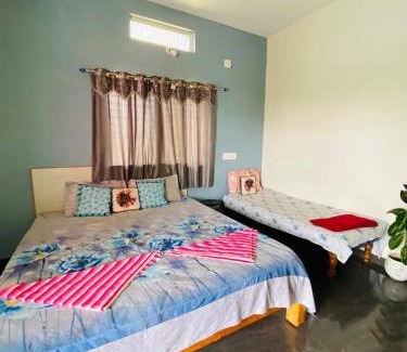 Kamalapur House | NeemTree Homestay NewHampi