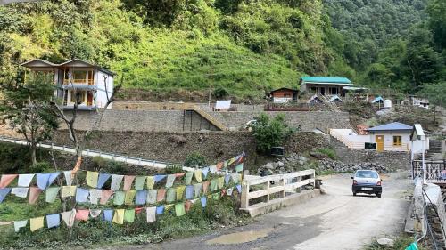 Chakrata Hotel | Neerangana Retreat