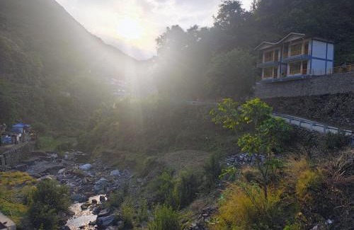 Chakrata Hotel | Neerangana Retreat
