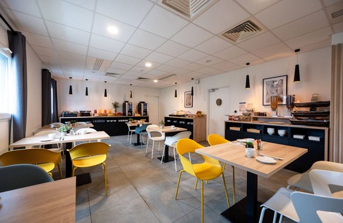 Velizy-Villacoublay Apartment | Nemea Appart Hotel Europe Velizy Villacoublay