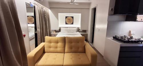 Viman Nagar Apartment | Neon Vimannagar studio near Pune Airport Symbiosis College 5 min walk