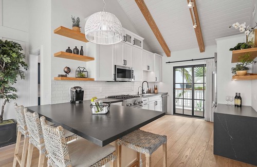 Leucadia House | Neptune Hidden Gem Su
