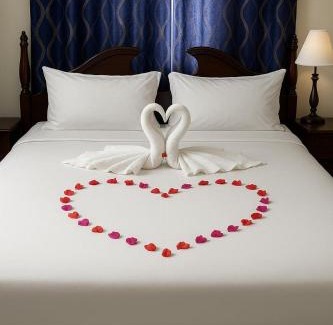 Tower Isle House | NesheLee Resorts