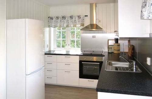 Hyllestad House | Nesjevik by Interhome