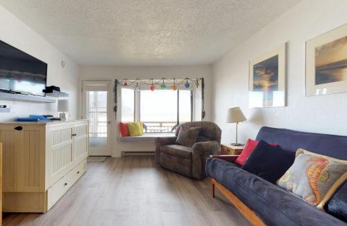 Neskowin Hotel | Neskowin Resort Unit #203