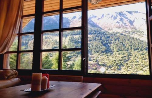 Eptalofos Apartment | 'Nest' The Wooden Suite by Ski Alure