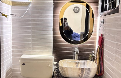 South West Apartment | Nesting Paradise By Payal Ghosh