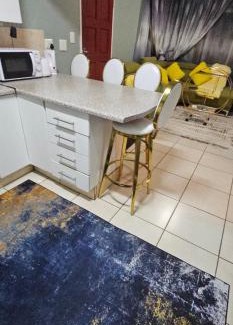Rondebosch Apartment | Nestle-me